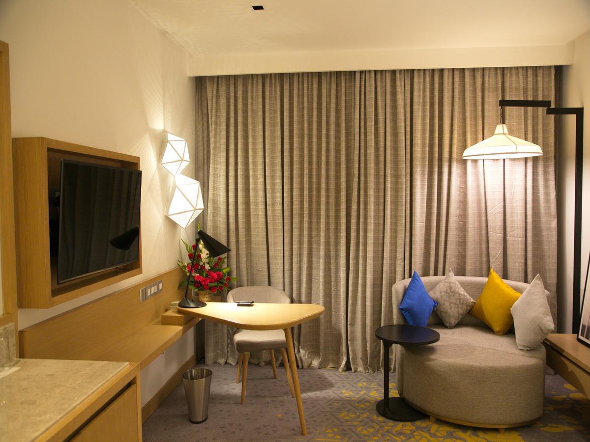 Welcomhotel By Itc Hotels, Racecourse, Коимбатур Экстерьер фото A room at the hotel